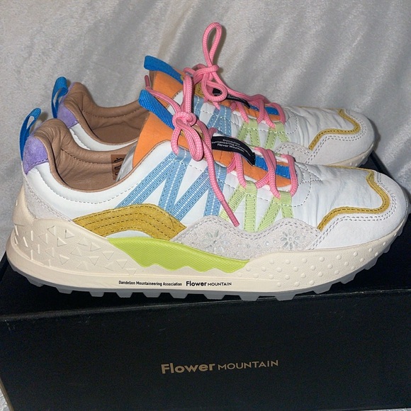 NWT Flower Mountain Washi Sneakers in Beige/White/Multi - Picture 11 of 16